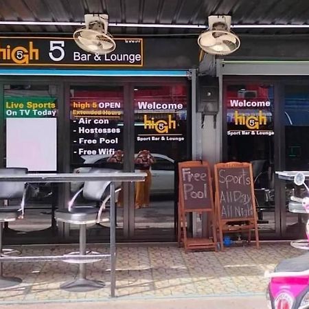High5 Guesthouse Pattaya Exterior photo
