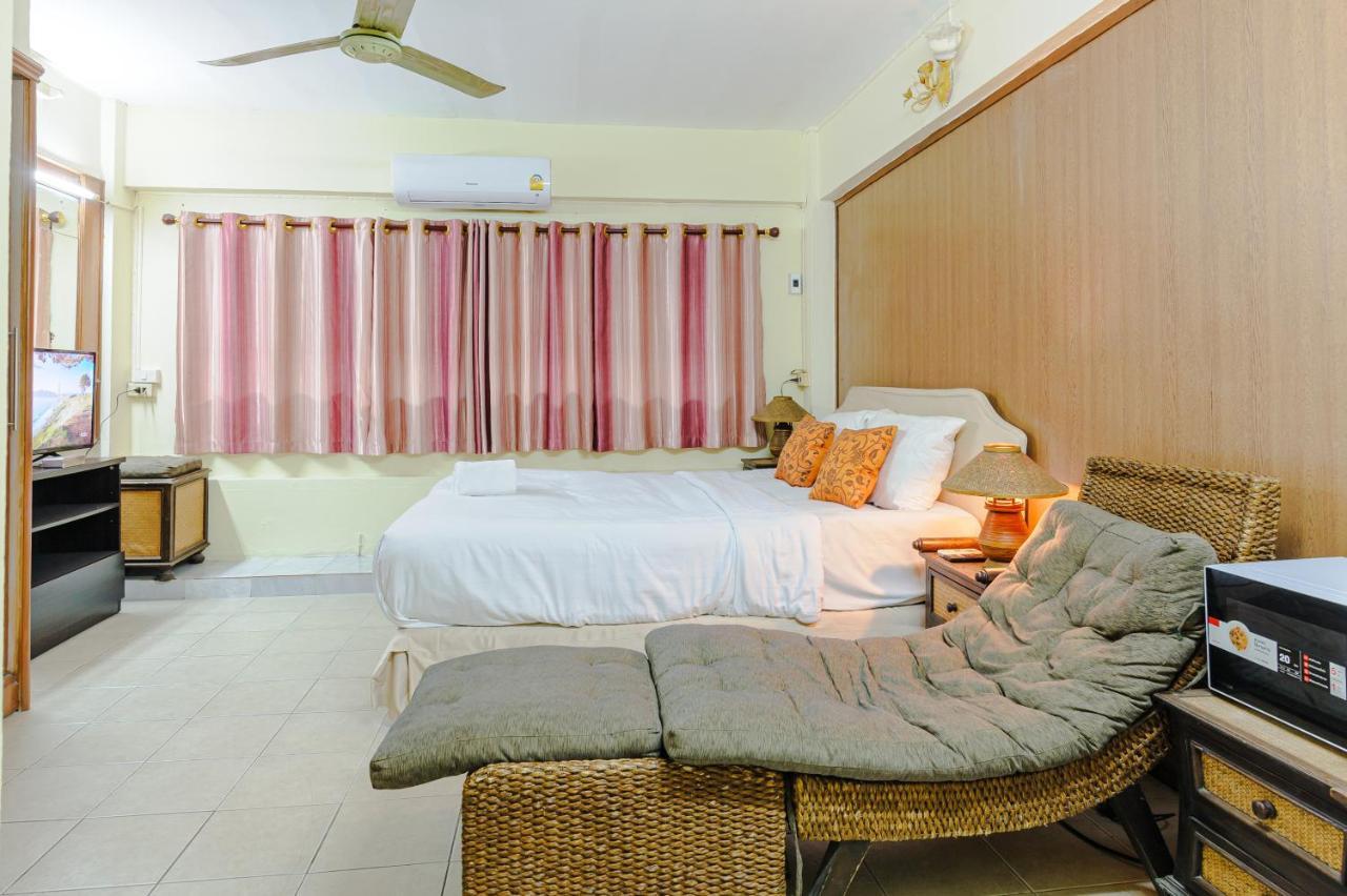 High5 Guesthouse Pattaya Exterior photo