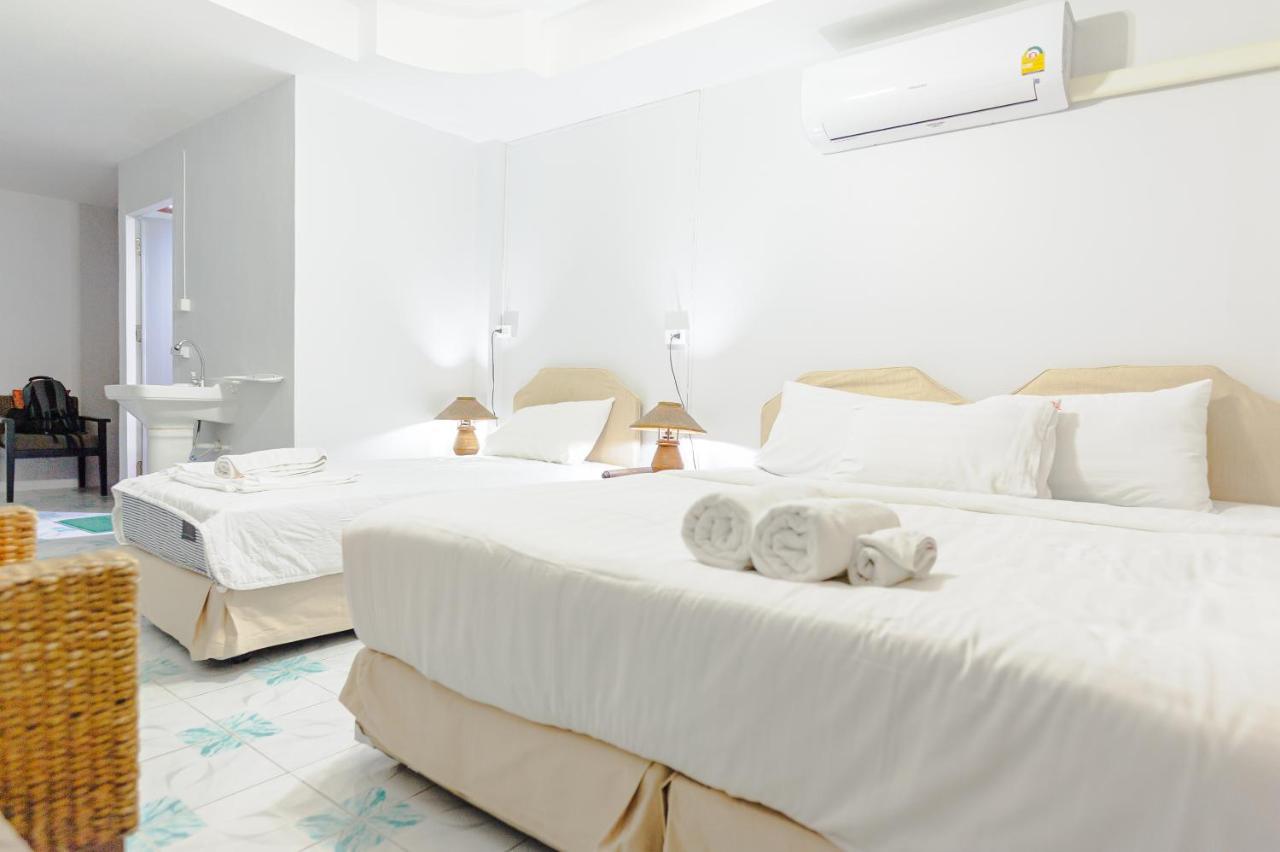 High5 Guesthouse Pattaya Exterior photo