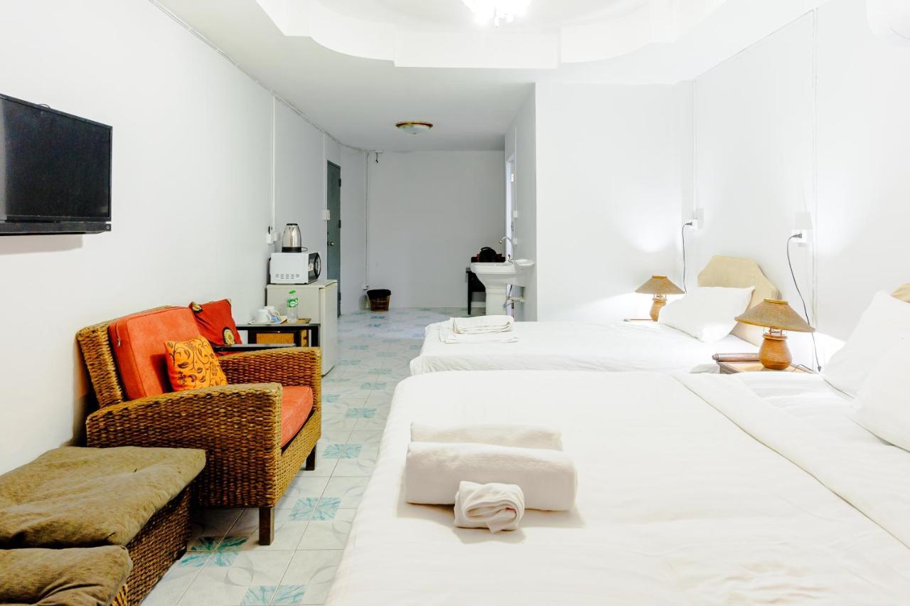 High5 Guesthouse Pattaya Exterior photo