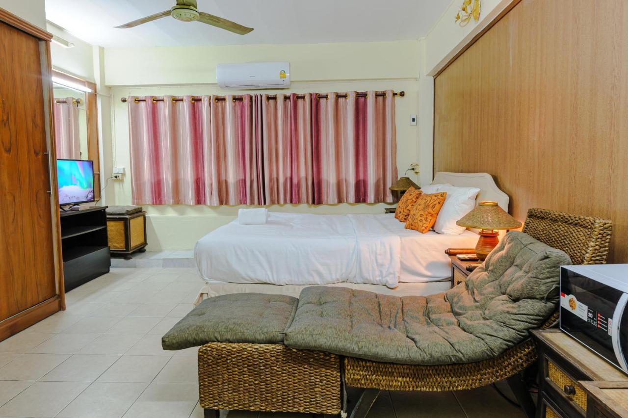 High5 Guesthouse Pattaya Exterior photo