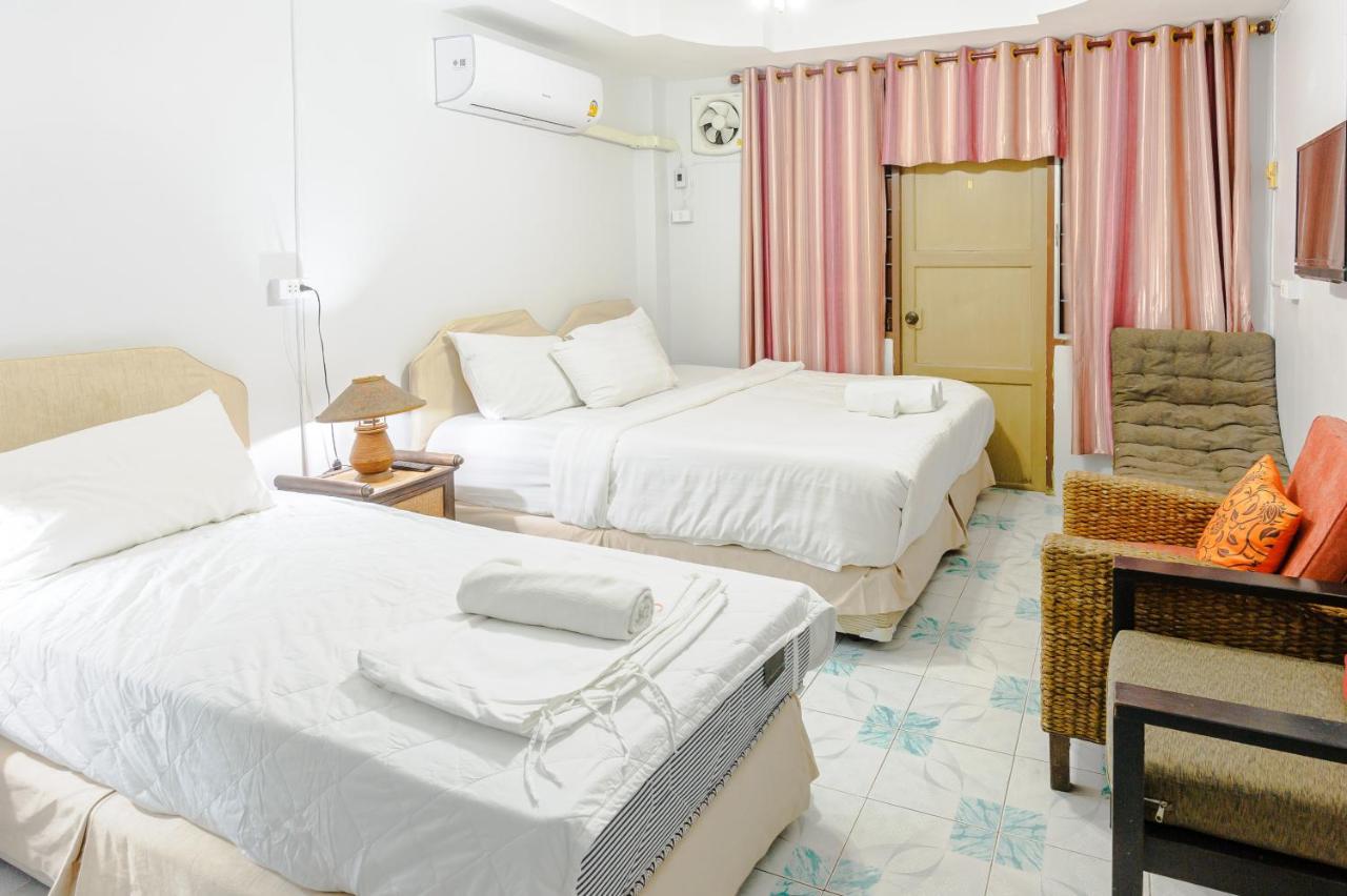 High5 Guesthouse Pattaya Exterior photo